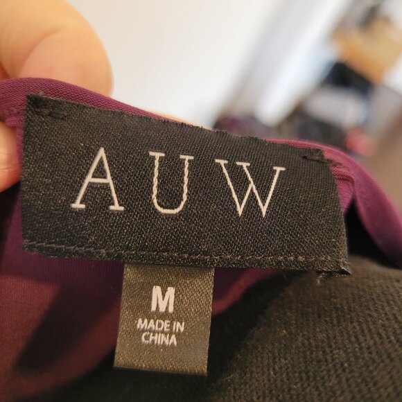AUW Plum purple shortsleeved top​​​​​​ - Picture 2 of 2
